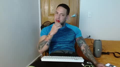 benjamin_isaac online show from March 8, 2025, 9:40 pm