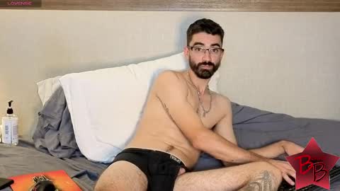 benny_boy95 online show from September 30, 2025, 3:00 am