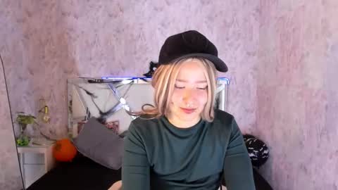 benny_wilson online show from October 8, 2025, 4:10 am