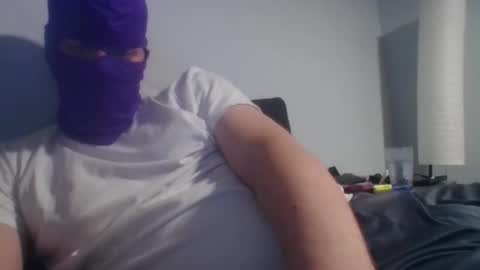 bennybueno online show from March 25, 2026, 3:56 am