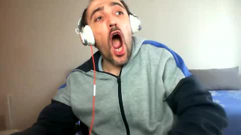 bentish online show from February 19, 2025, 12:55 pm