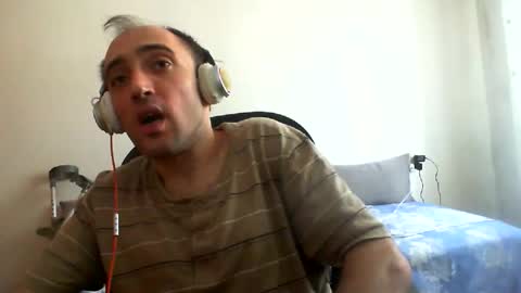 bentish online show from September 18, 2025, 7:32 am