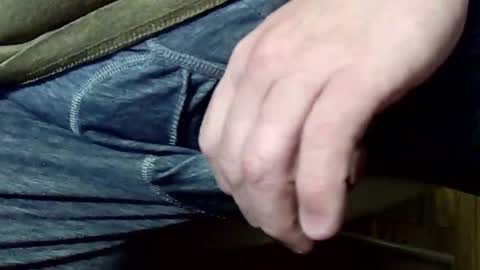 Ben online show from November 25, 2025, 2:28 pm