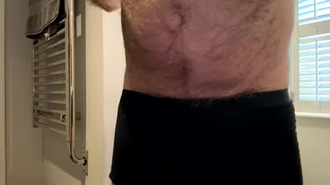 benz10001 online show from February 21, 2025, 1:00 pm