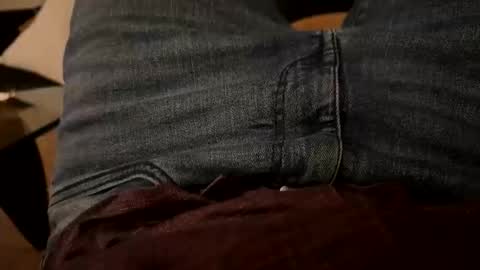 benz10001 online show from April 2, 2026, 12:08 am