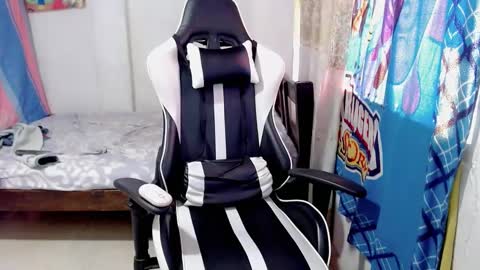 Snapshot of bergon30 chatting on February 19, 2025, 2:34 pm Bergon77 online show from February 19, 2025, 2:34 pm