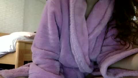 Snapshot of bermudatriangle12 chatting on March 5, 2025, 1:21 am tixxie online show from March 5, 2025, 1:21 am