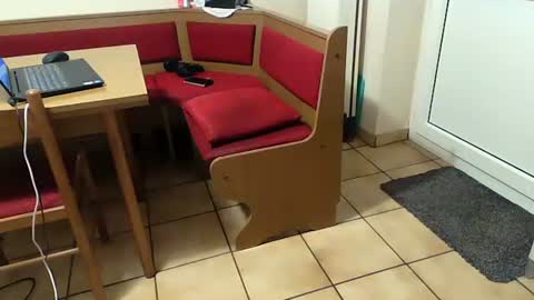 Bernadetanylon online show from September 21, 2025, 5:31 am