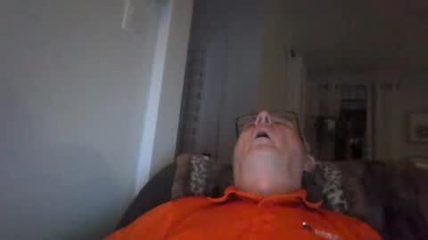 Snapshot of bernard1102 chatting on September 18, 2025, 12:23 am bernard1102 online show from September 18, 2025, 12:23 am