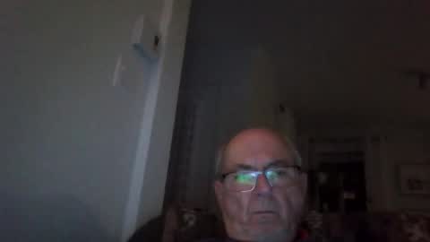 Snapshot of bernard1102 chatting on September 19, 2025, 11:49 pm bernard1102 online show from September 19, 2025, 11:49 pm