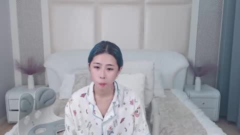 berniceafra online show from September 11, 2025, 2:33 am