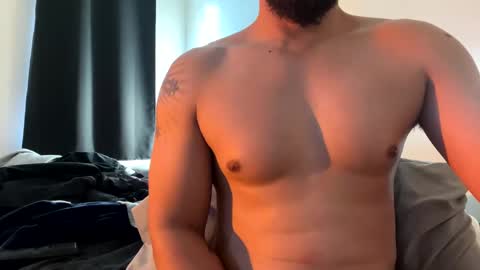 Snapshot of berriess_ chatting on January 7, 2025, 1:35 pm berriess_ online show from January 7, 2025, 1:35 pm