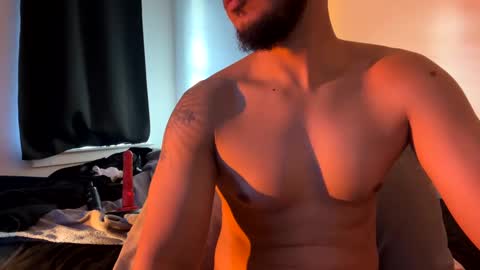 Snapshot of berriess_ chatting on January 8, 2025, 1:31 pm berriess_ online show from January 8, 2025, 1:31 pm