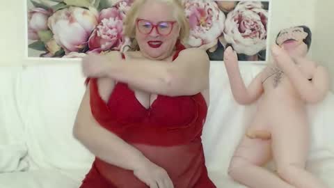 Snapshot of berryshickx chatting on February 1, 2026, 7:29 am BerryShickX online show from February 1, 2026, 7:29 am