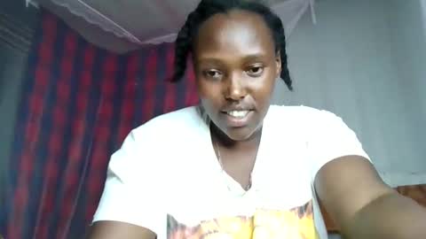 berrythighs online show from March 14, 2026, 1:49 pm