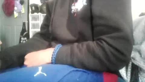 ToxicPipe757 online show from November 19, 2025, 1:44 pm