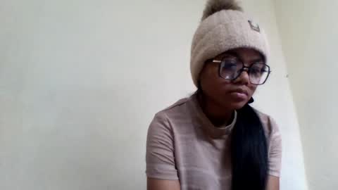 berthaldy659759 online show from June 24, 2026, 5:12 pm