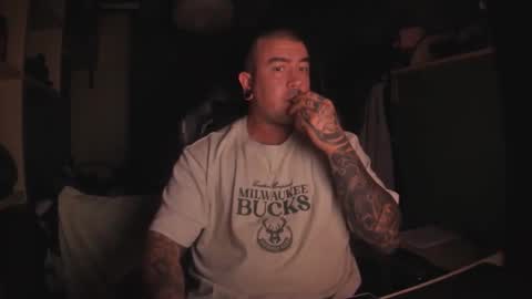 Snapshot of berto3389 chatting on September 28, 2025, 10:59 pm berto3389 online show from September 28, 2025, 10:59 pm