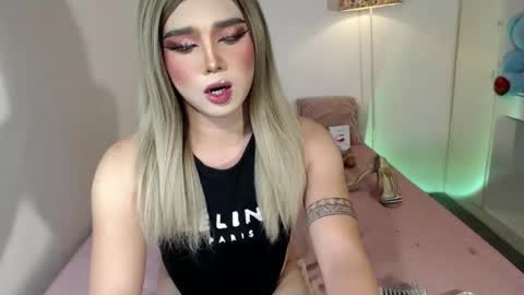 bestgirljulia online show from October 26, 2025, 12:16 am