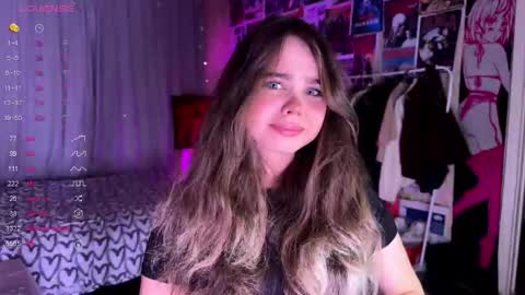 Snapshot of bestie_me chatting on October 22, 2025, 6:18 pm Emily Stream every day online show from October 22, 2025, 6:18 pm