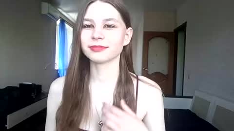 Leila online show from June 14, 2026, 9:00 am