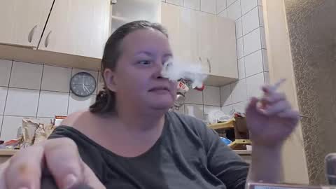 bethnorth online show from October 12, 2025, 2:21 am