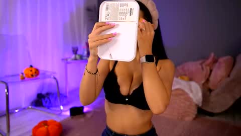 Betty online show from October 30, 2025, 5:09 am