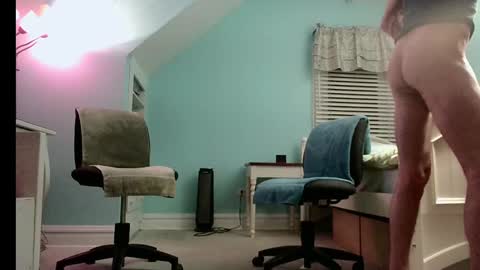 Snapshot of betterwithu2 chatting on January 5, 2025, 12:42 am betterwithu2 online show from January 5, 2025, 12:42 am