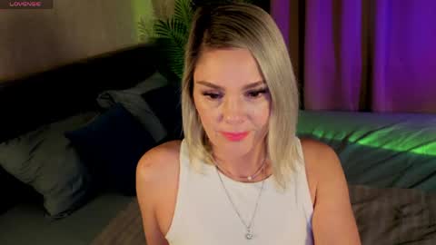Snapshot of betty_brock chatting on May 23, 2026, 9:24 am Betty online show from May 23, 2026, 9:24 am