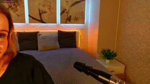 Betty online show from April 3, 2026, 8:18 pm