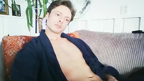 Snapshot of beukenstein chatting on January 13, 2025, 11:52 am . online show from January 13, 2025, 11:52 am