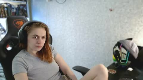 Snapshot of beverly_yay chatting on April 23, 2026, 12:29 pm beverly_yay online show from April 23, 2026, 12:29 pm