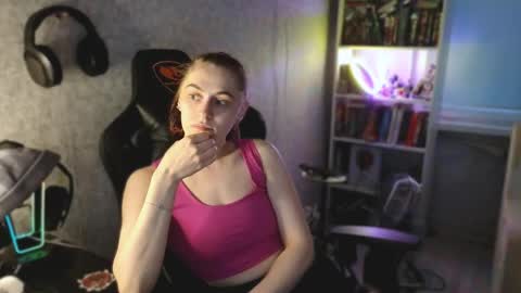 Snapshot of beverly_yay chatting on April 29, 2026, 6:03 pm beverly_yay online show from April 29, 2026, 6:03 pm