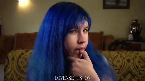 Eliz online show from March 29, 2026, 2:55 am