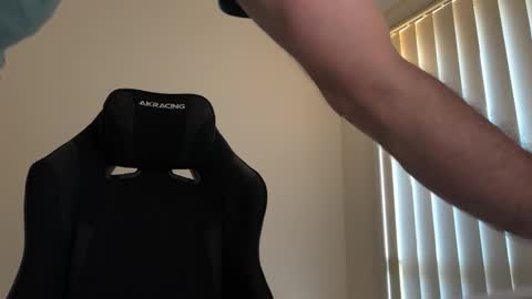 bfree121 online show from December 25, 2024, 8:40 am