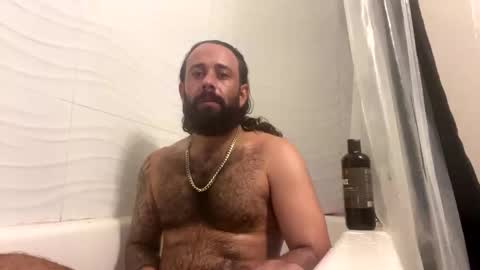 bgonzo_1118 online show from October 19, 2025, 11:49 pm