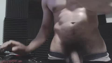 Snapshot of bi_latin69 chatting on February 7, 2026, 11:41 pm MeXXXicanDick online show from February 7, 2026, 11:41 pm