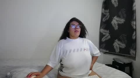 Snapshot of bianca_boobs chatting on April 23, 2026, 9:08 am Bianca Tuesday to Sunday from 2am to 6am UTC-5 online show from April 23, 2026, 9:08 am