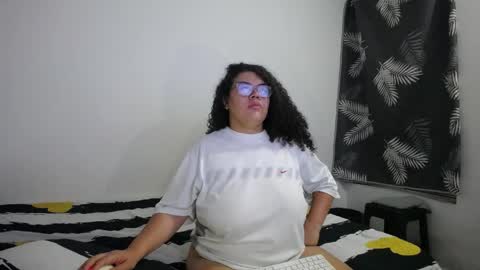 Snapshot of bianca_boobs chatting on May 19, 2026, 9:15 am Bianca Tuesday to Sunday from 2am to 6am UTC-5 online show from May 19, 2026, 9:15 am