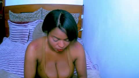 Snapshot of bianca_ebony chatting on June 17, 2026, 4:48 am bianca ebony online show from June 17, 2026, 4:48 am