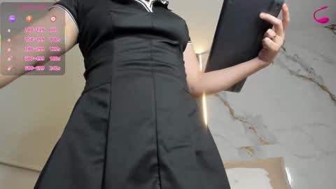 bianca_onyx online show from December 4, 2025, 11:35 pm