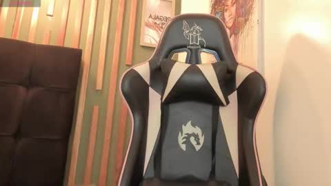 bianca_spear online show from April 16, 2026, 9:39 pm