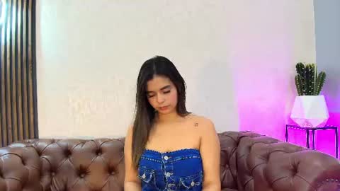 bianca_vega_ online show from July 3, 2026, 11:27 am
