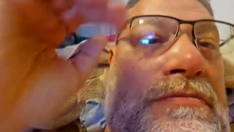 Snapshot of biff768816 chatting on December 31, 2024, 4:46 pm biff768816 online show from December 31, 2024, 4:46 pm