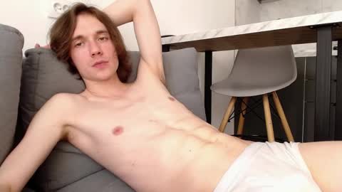 big_lil_small online show from March 29, 2026, 1:44 pm