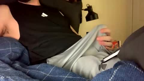 Snapshot of bigandhard6992 chatting on December 3, 2024, 7:22 pm HARDNBIG online show from December 3, 2024, 7:22 pm