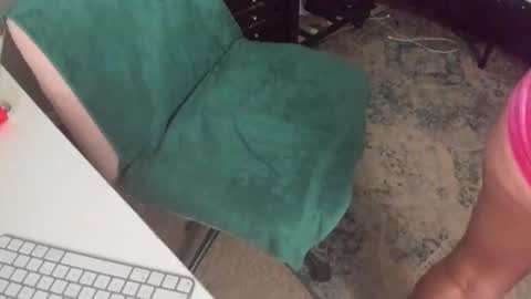 bigb00tijudy online show from April 27, 2026, 3:32 pm