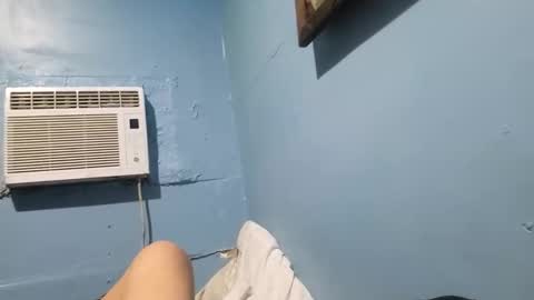 Snapshot of bigblu659 chatting on January 13, 2025, 10:58 am bigblu659 online show from January 13, 2025, 10:58 am