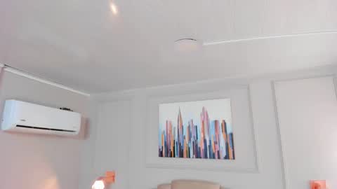   online show from November 19, 2025, 10:04 am