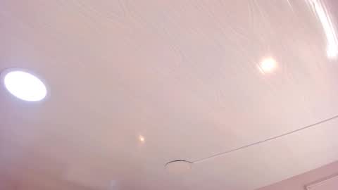   online show from November 28, 2025, 9:56 am